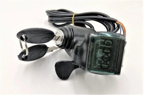 Ручка газа Instrade &laquo;курок&raquo; с замком зажигания и вольтметром GASH-00007980 фото
