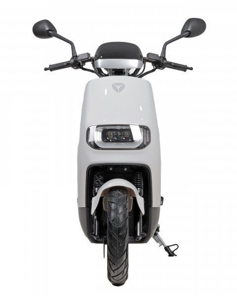 Електроскутер YADEA E8S (white) ART-4013 фото
