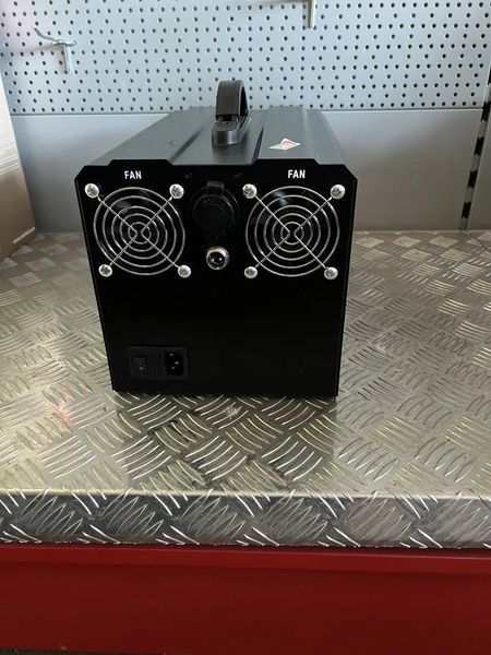 Портативна зарядна станція 1,5 KW 2700втч LG ART-3749 фото