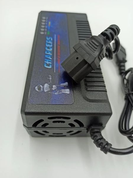 Зарядний пристрій для свинцево-кислотних АКБ Instrade 48V20A&middot;год (C13 connector) CHAR-00008590 фото