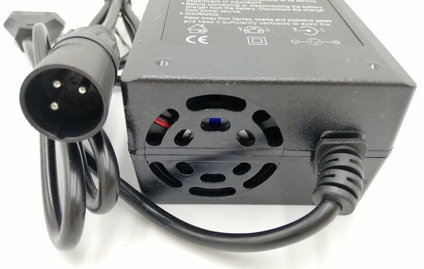 Зарядний пристрій для літієвих АКБ Instrade 36 V 3 A XLR (42V) CHAR-00007821 фото
